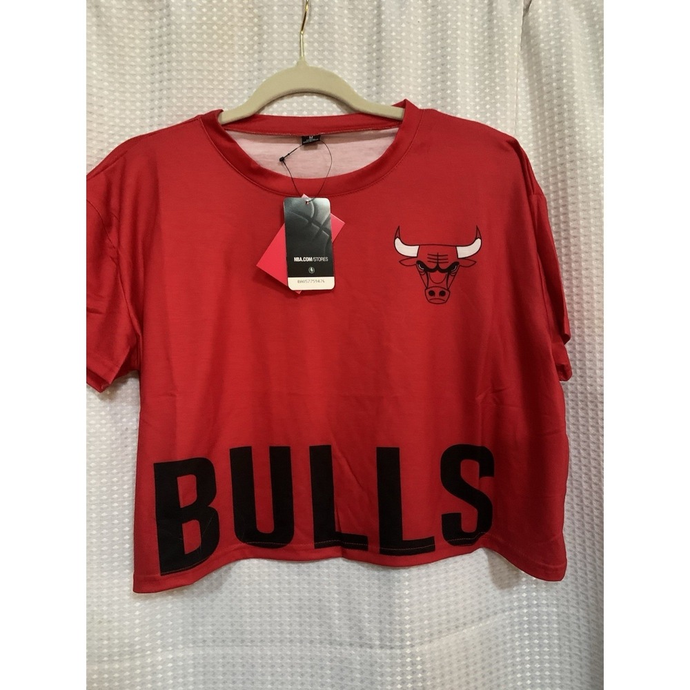 NBA Women Forever Collectibles Medium‎ Chicago Bulls Crop Top